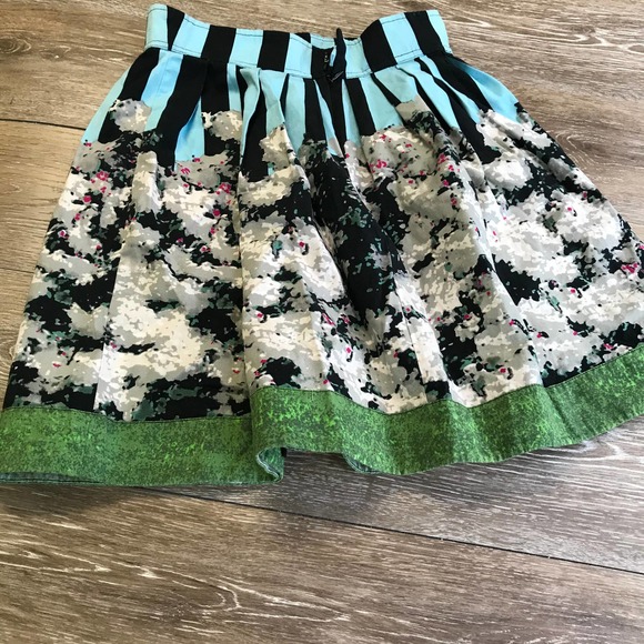 PLENTY by Tracy Reese Funky Pleated Floral skirt - Picture 3 of 5